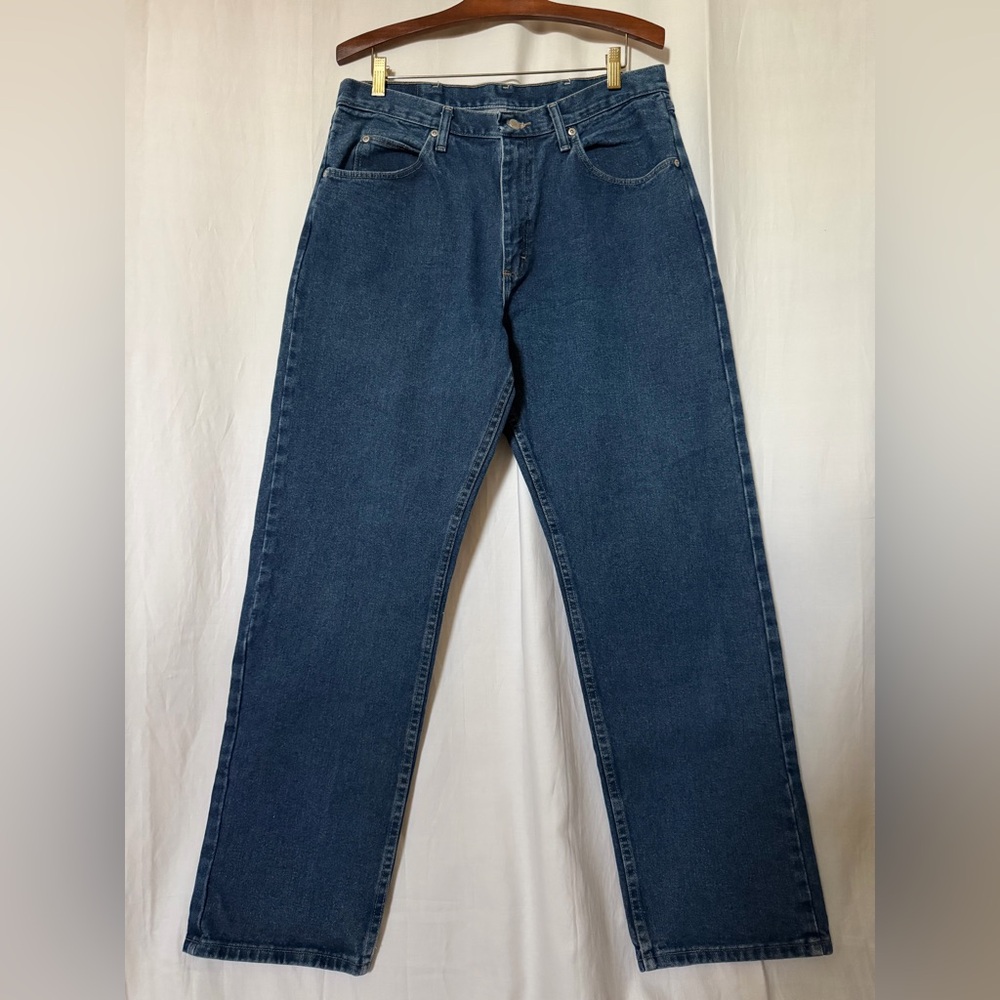 Wrangler Men's Classic 5 Pocket Straight Leg Jeans - Blue - Size 34x32
